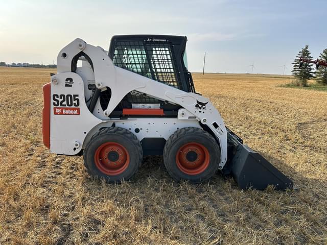Image of Bobcat S205 equipment image 1