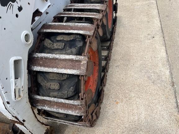 Image of Bobcat S205 equipment image 4