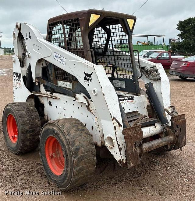Image of Bobcat S250 equipment image 2