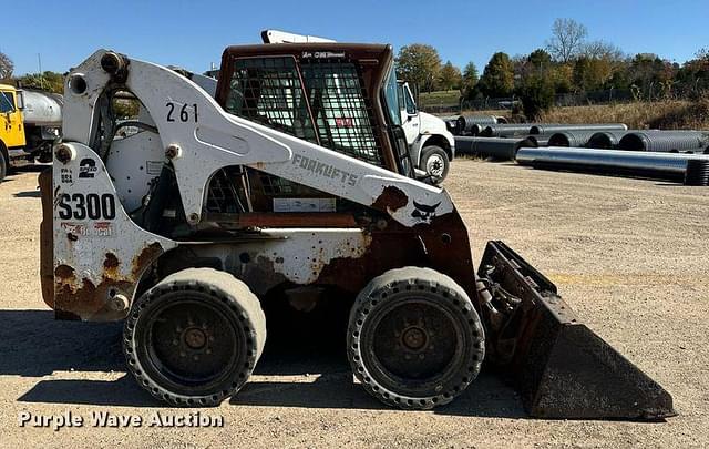 Image of Bobcat S300 equipment image 3