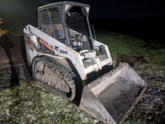Image of Bobcat T140 equipment image 3