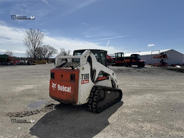 Image of Bobcat T190 equipment image 4