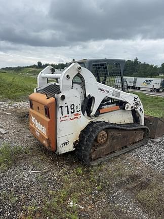 Image of Bobcat T190 equipment image 4