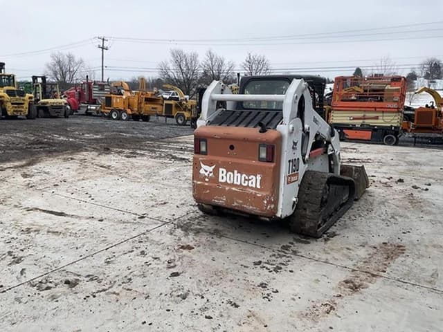 Image of Bobcat T190 equipment image 3