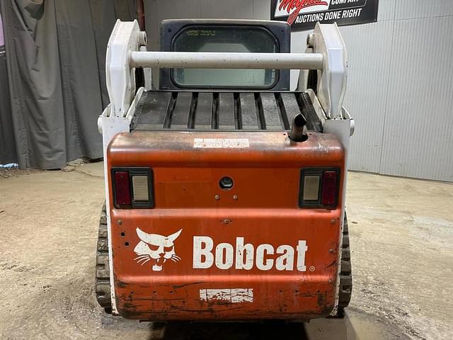 Image of Bobcat T190 equipment image 3