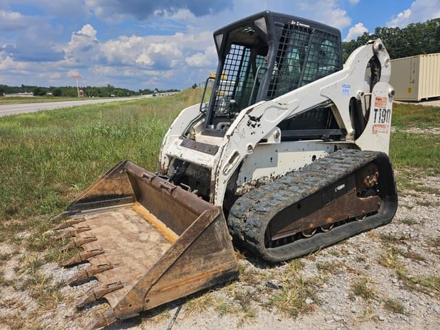 Image of Bobcat T190 equipment image 2