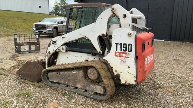 Image of Bobcat T190 equipment image 3