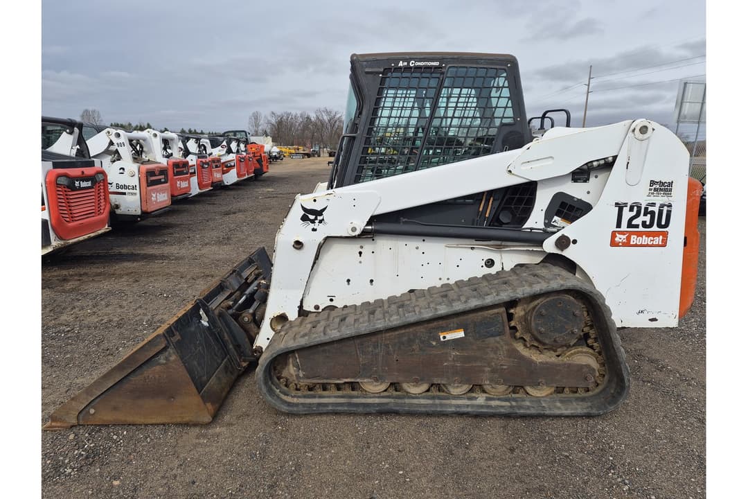 Image of Bobcat T250 Primary image