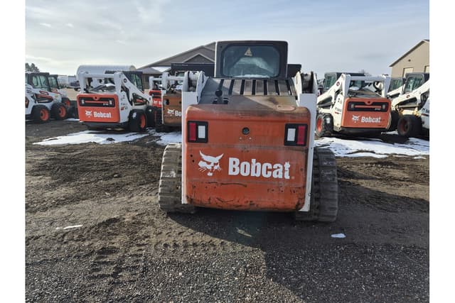 Image of Bobcat T250 equipment image 2
