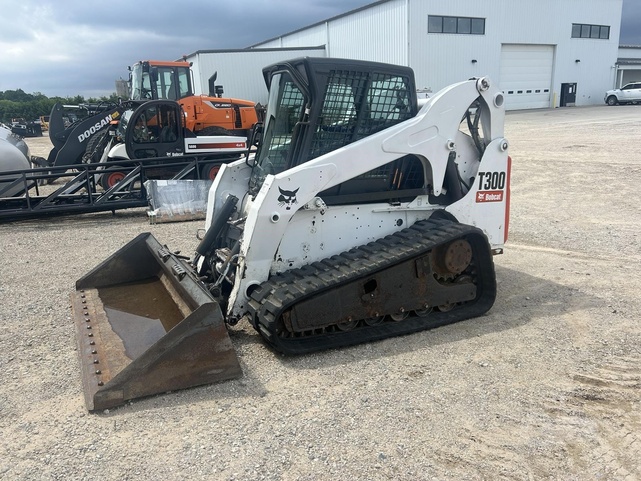 2008 Bobcat T300 Image