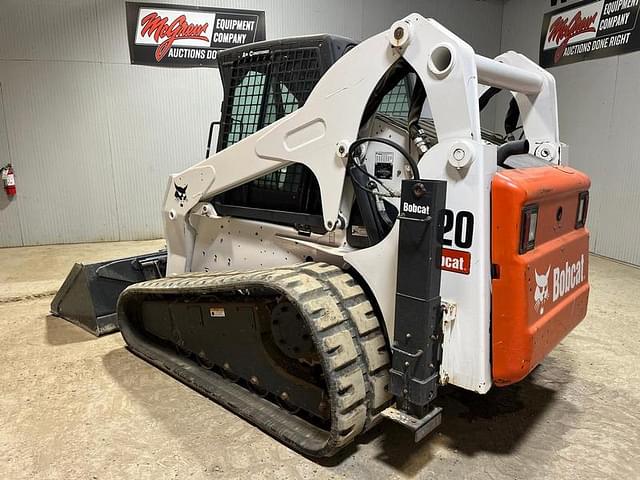 Image of Bobcat T320 equipment image 2