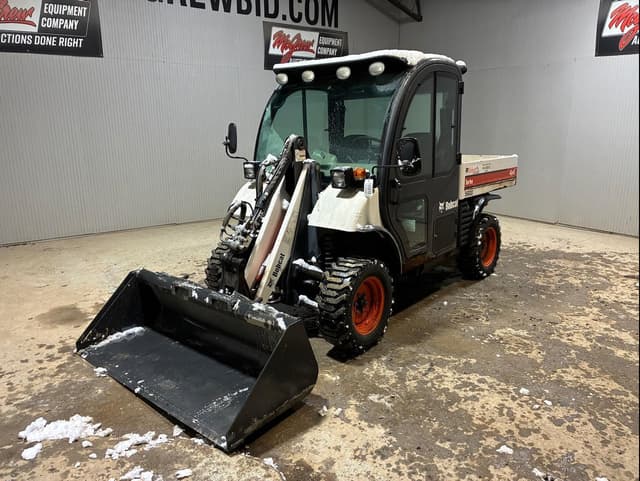 Image of Bobcat Toolcat 5600 equipment image 1