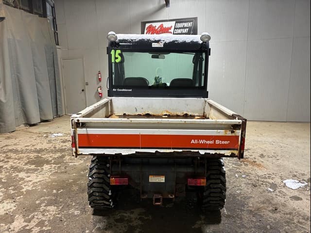 Image of Bobcat Toolcat 5600 equipment image 3