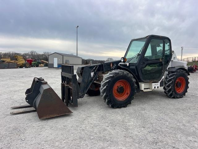 2008 Bobcat V723 Equipment Image0