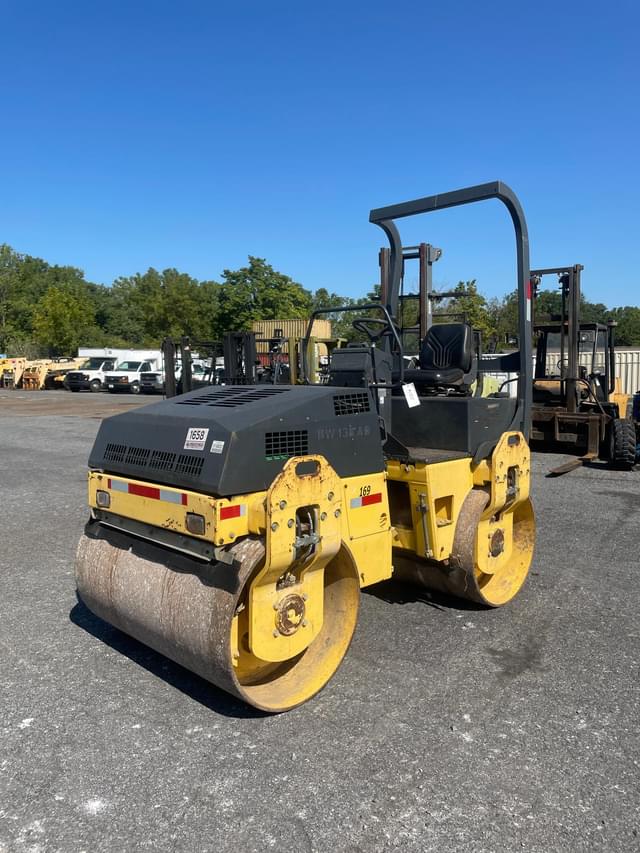 Image of Bomag BW138AD equipment image 2