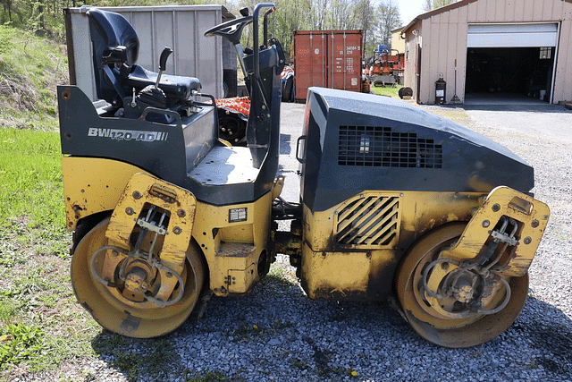 Image of Bomag BW120AD equipment image 3