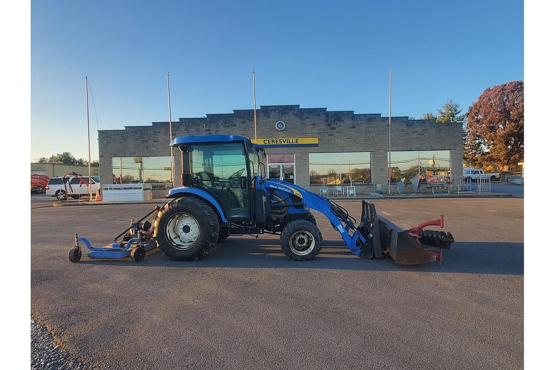 Image of New Holland Boomer 3045 Primary image