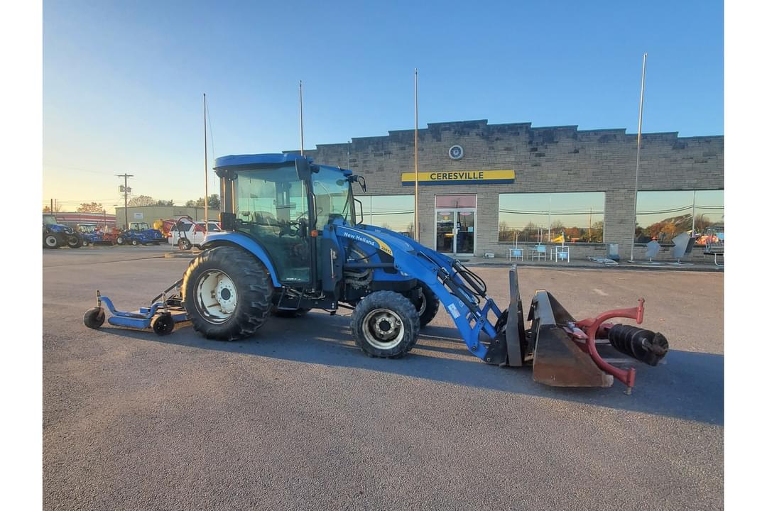 Image of New Holland Boomer 3045 Primary image