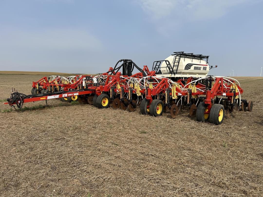 Image of Bourgault 5710 Primary image
