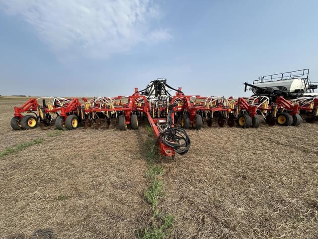 Image of Bourgault 5710 equipment image 1