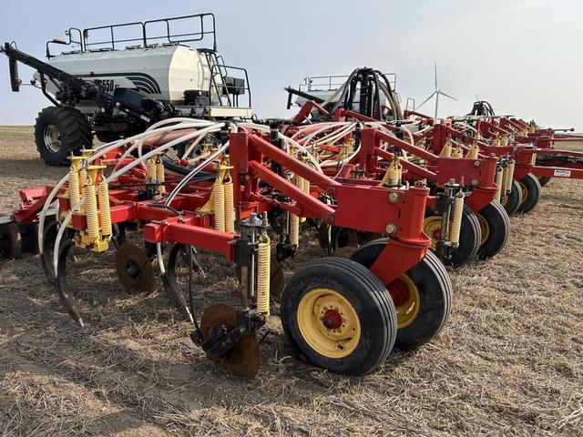Image of Bourgault 5710 equipment image 3