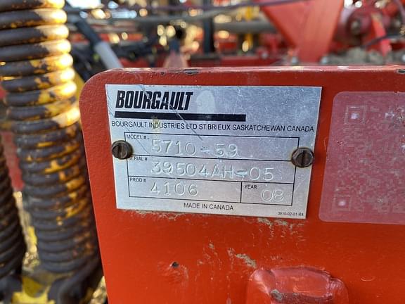 Image of Bourgault 5710 equipment image 2