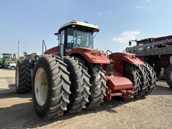 Image of Versatile 535 equipment image 3