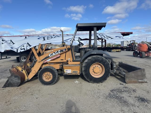 Image of Case 570LXT equipment image 1
