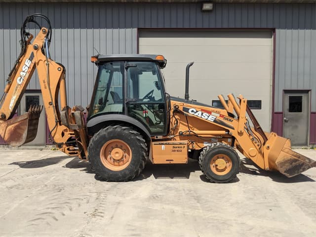 Image of Case 580M Series 3 equipment image 1