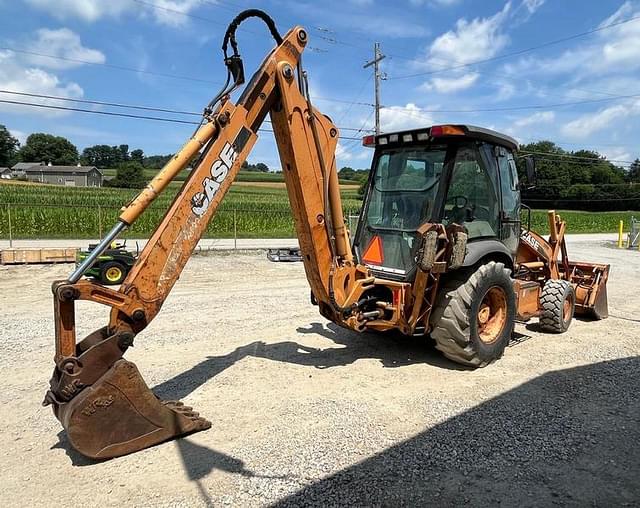 Image of Case 580M Series 3 equipment image 4