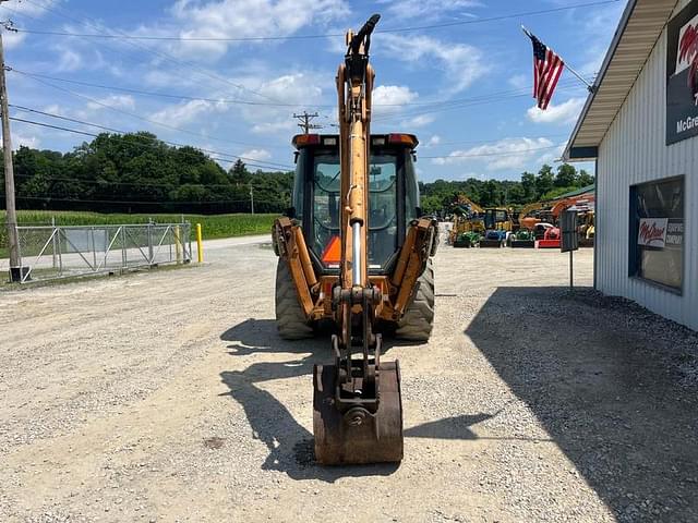 Image of Case 580M Series 3 equipment image 3