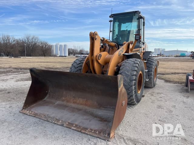 Image of Case 621D equipment image 1