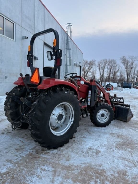 Image of Case IH DX45 equipment image 2
