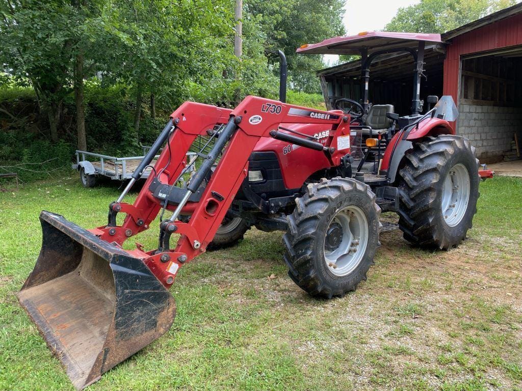 Main image Case IH Farmall 80