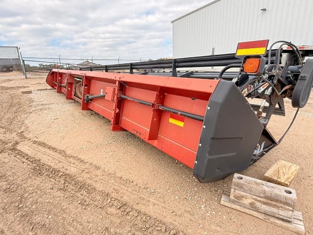 Image of Case IH 1010 equipment image 3
