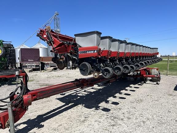 Image of Case IH 1200 Primary image