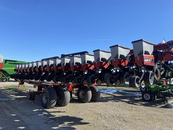 Image of Case IH 1200 equipment image 1