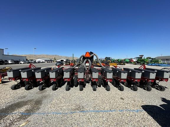 Image of Case IH 1200 equipment image 1