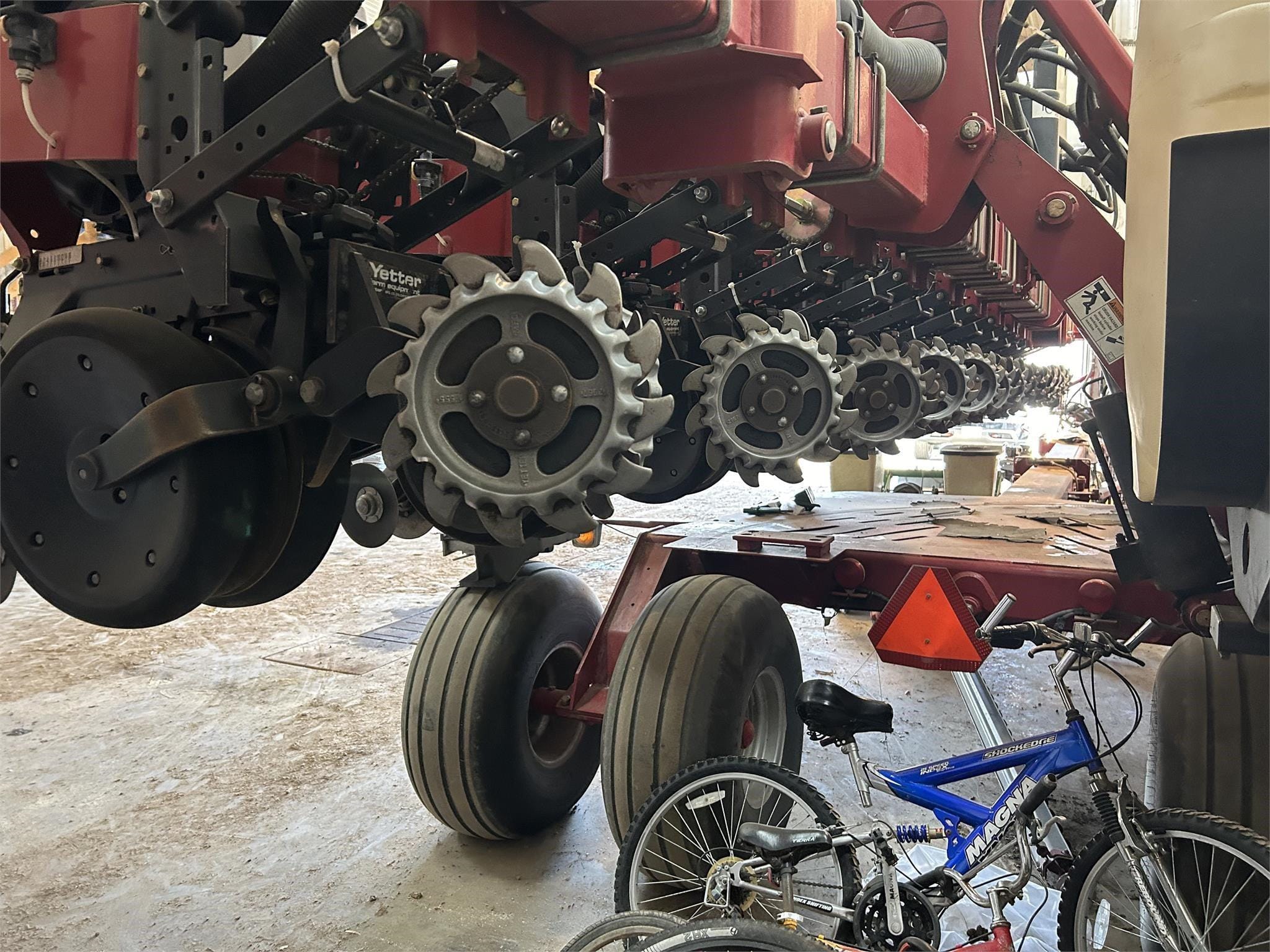 2008 Case IH 1200 Equipment Image0