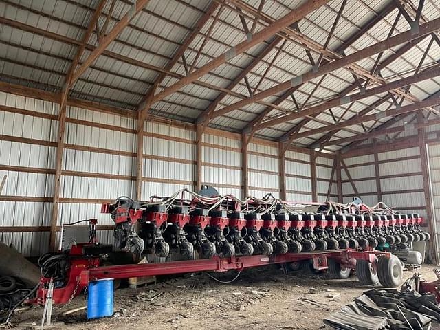 Image of Case IH 1200 equipment image 1