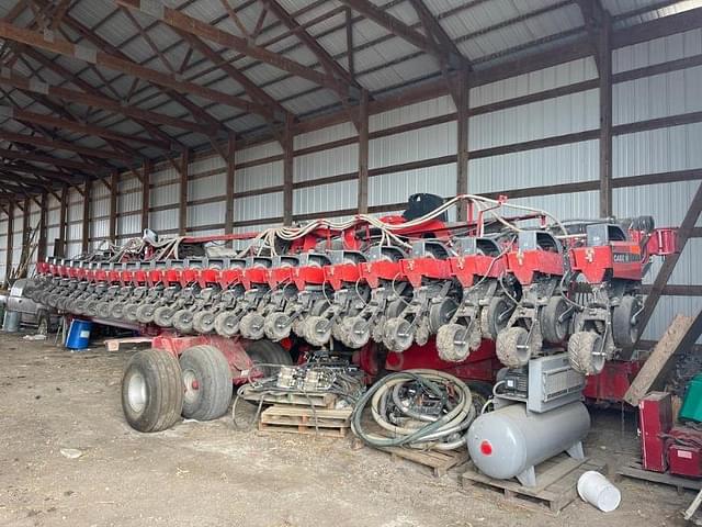 Image of Case IH 1200 equipment image 4