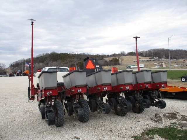 Image of Case IH 1200 equipment image 1