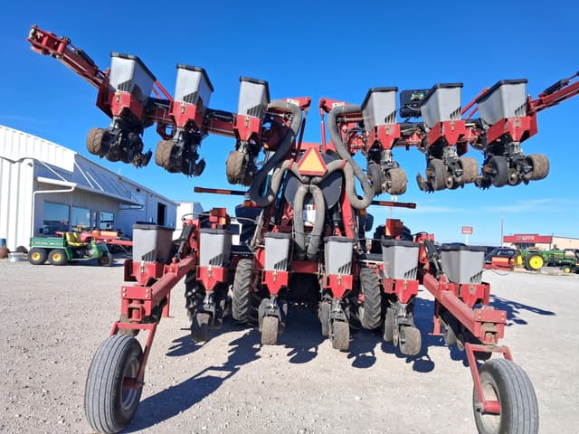 Image of Case IH 1230 equipment image 3