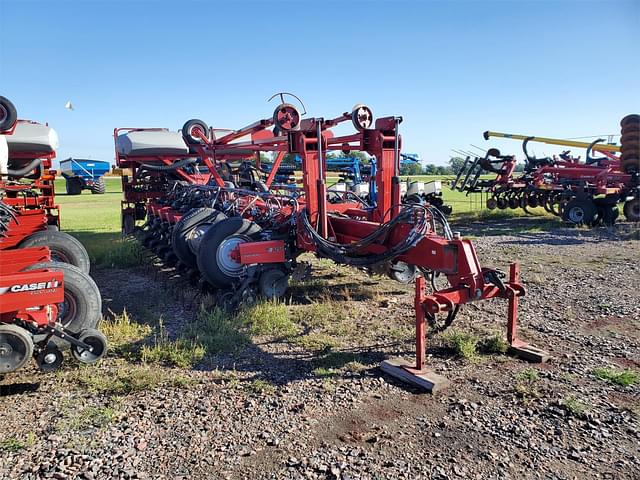 Image of Case IH 1250 equipment image 2