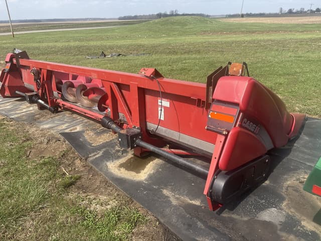 Image of Case IH 2408 equipment image 2