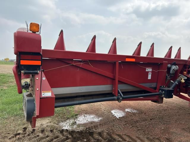 Image of Case IH 2412 equipment image 4
