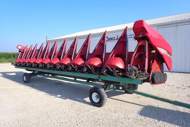 Image of Case IH 2412 equipment image 1