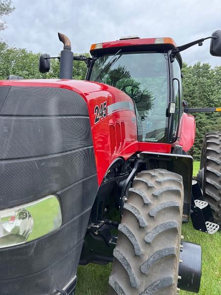 Image of Case IH Magnum 245 equipment image 4