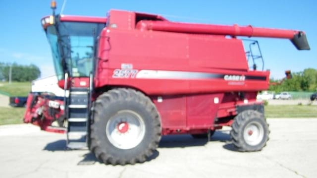 Image of Case IH 2577 equipment image 1