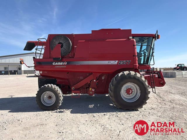 Image of Case IH 2577 equipment image 3